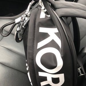 Meet your Posher, Julia g.